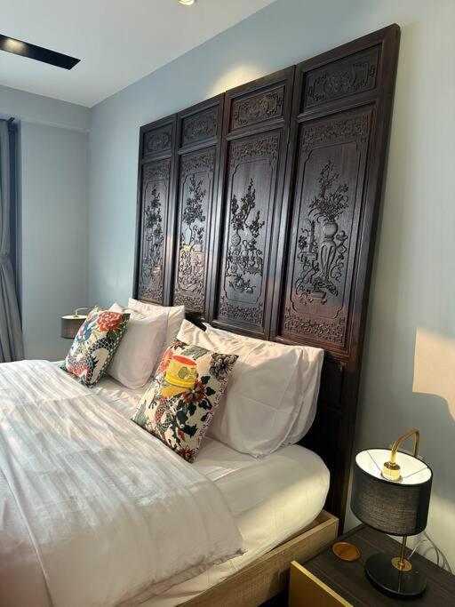Central Bangkok, 5 Stars River View & Characteristic Decor Buitenkant foto